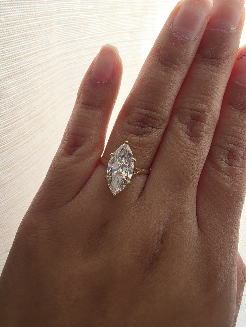 18kt 3.0 ct. IGI Marquise Lab Diamond F VVS2